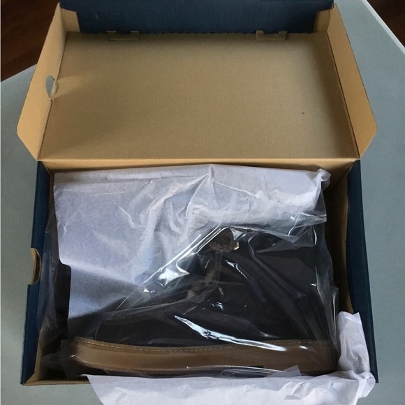 COLE HAAN - Picture 6 of 15